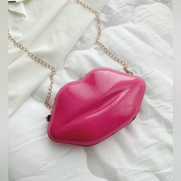 Handbags - NEW Hot pink Lips Novelty Bag